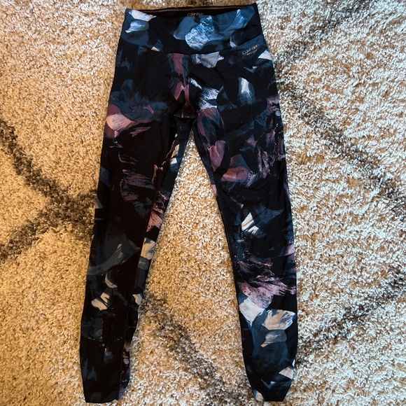 Calvin Klein Performance - Picture 1 of 5